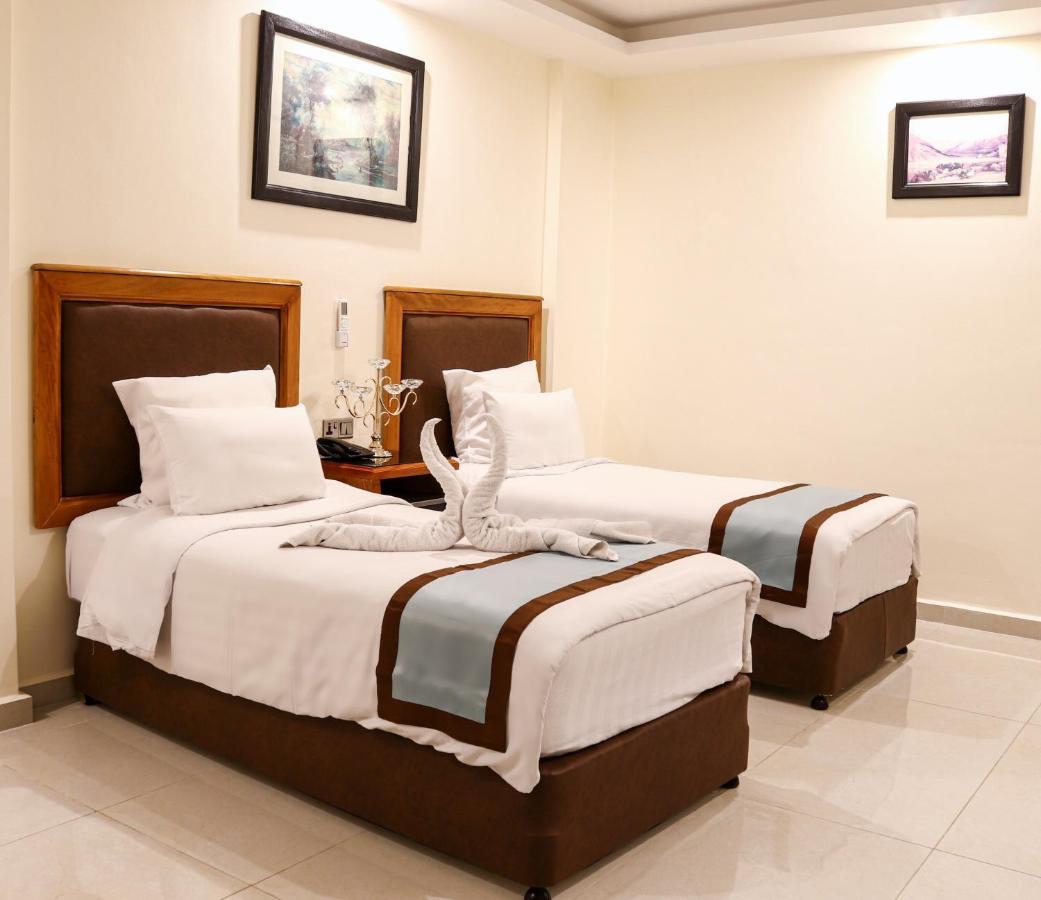 Al Raad Hotel Aqaba Bagian luar foto