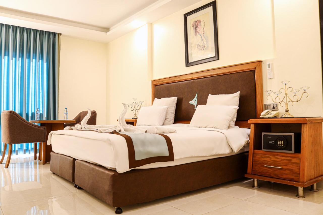 Al Raad Hotel Aqaba Bagian luar foto